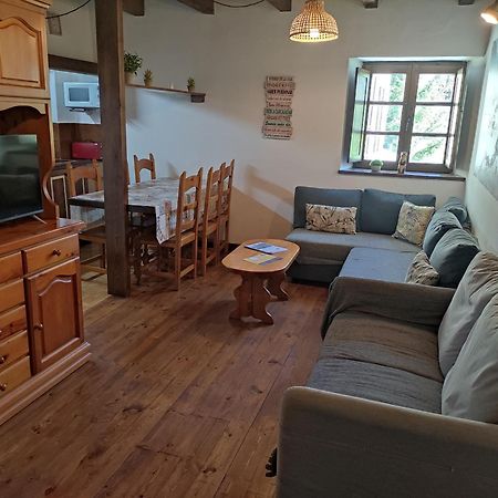 Apartamento De La Marmota Eriste Dış mekan fotoğraf