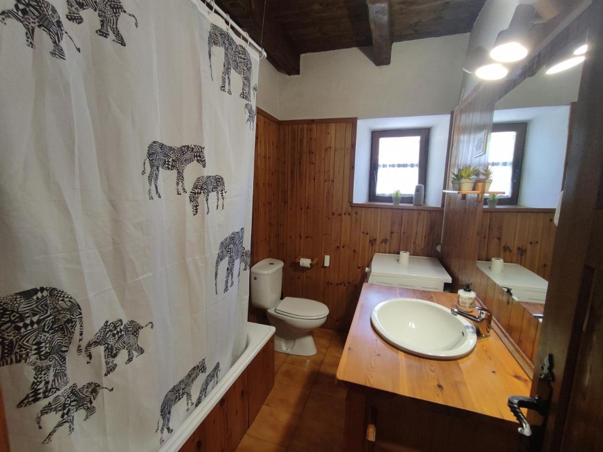 Apartamento De La Marmota Eriste Dış mekan fotoğraf