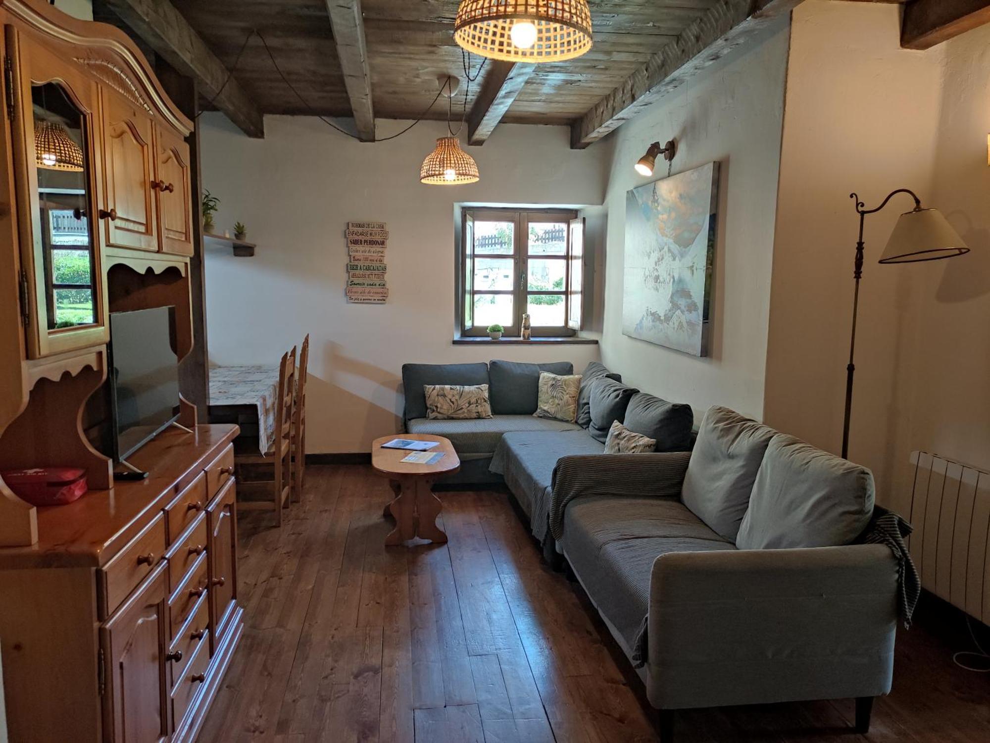 Apartamento De La Marmota Eriste Dış mekan fotoğraf
